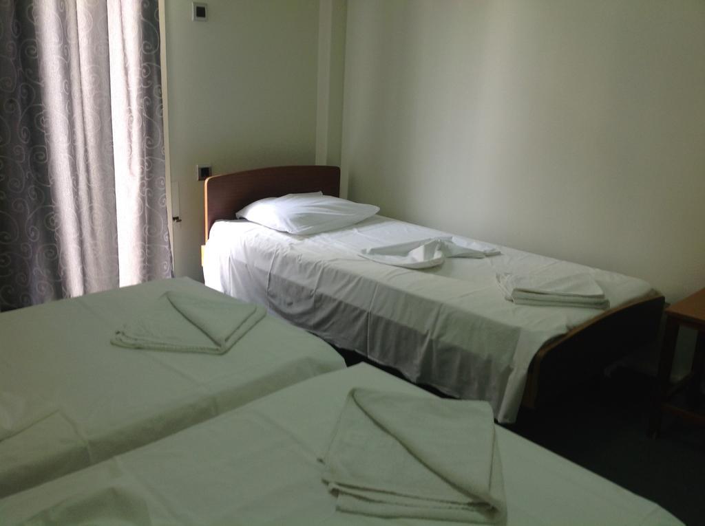 Morfeas Hotel